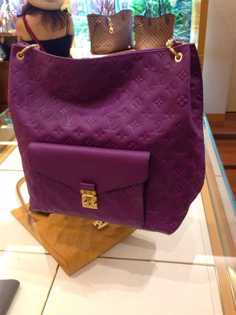 buy louis vuitton in hawaii return in mainland|louis vuitton hilton hawaiian village.